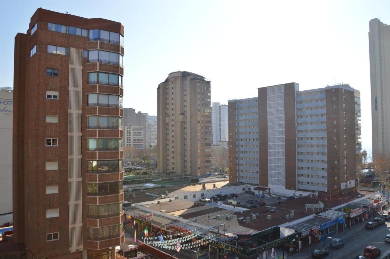 Apts Ara With Pool Benidorm Zewnętrze zdjęcie