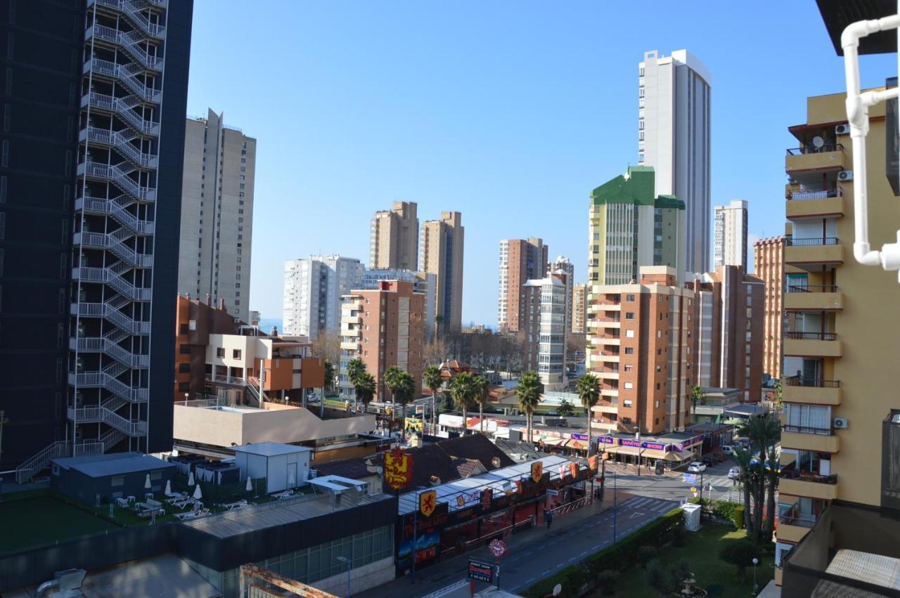 Apts Ara With Pool Benidorm Zewnętrze zdjęcie