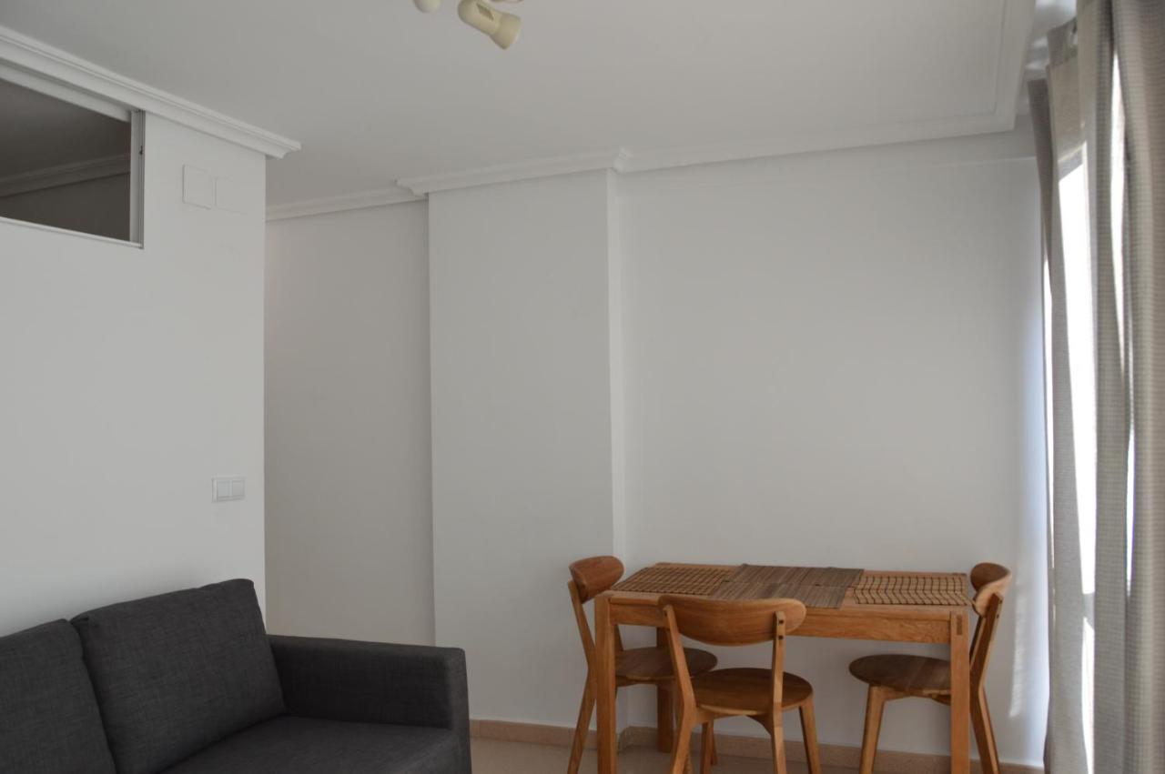 Apts Ara With Pool Benidorm Zewnętrze zdjęcie